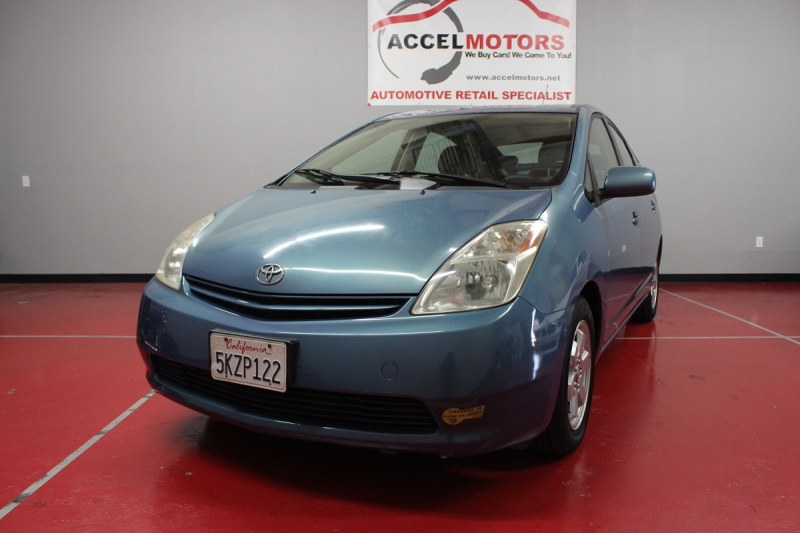 2005 Toyota Prius トヨタ・プリウス