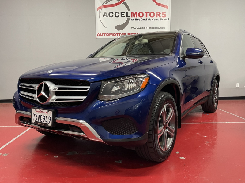 2017 Mercedes-Benz GLC 300 4Matic 低走行の程度抜群の1台!