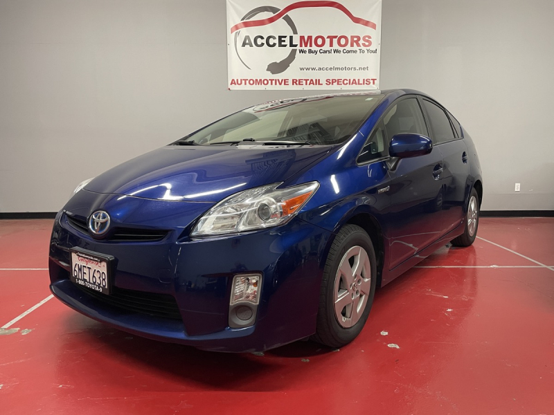 2010 Toyota Prius 低走行の1台!