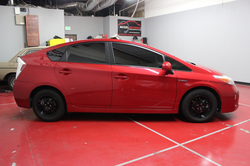 サンディエゴタウン 車販売情報 12 Toyota Prius Iii トヨタのハイブリッドカー プリウス