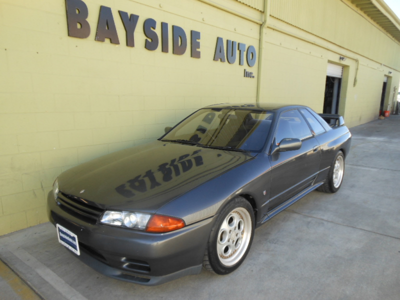 1989 Nissan GTR R32 日本から新しい GTRが入庫しました! 日本から貴方だけの1台を輸入します!