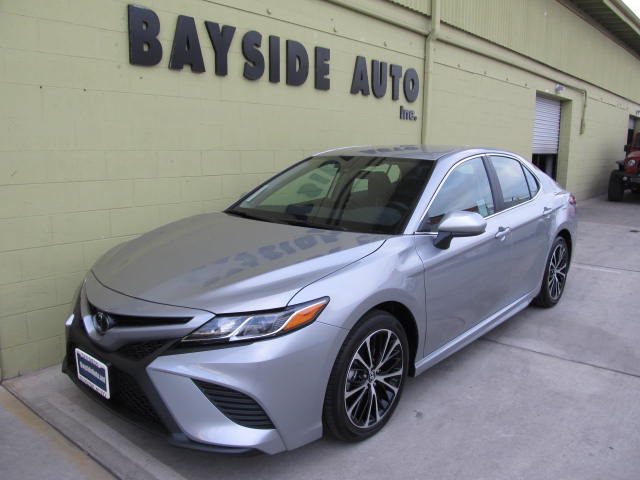 2019 Toyota CAMRY SE