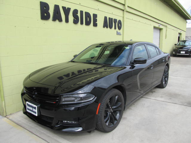 2016 Dodge CHARGER SXT