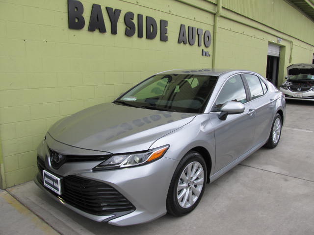 2019 Toyota CAMRY LE