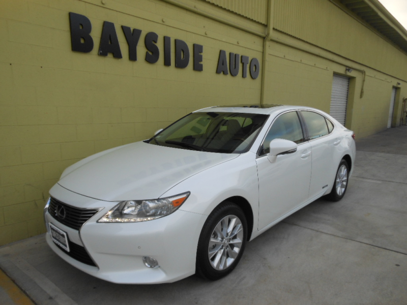 2014 Lexus ES300h