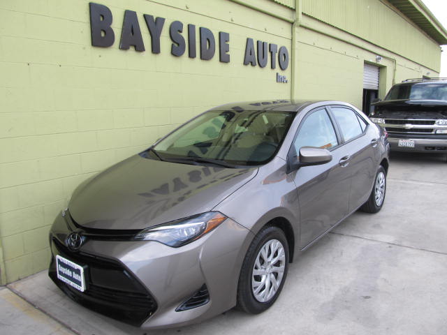 2018 Toyota COROLLA LE