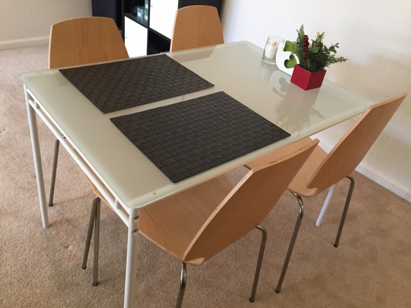 サンディエゴタウン - クラシファイド[【IKEA】ダイニングテーブル]