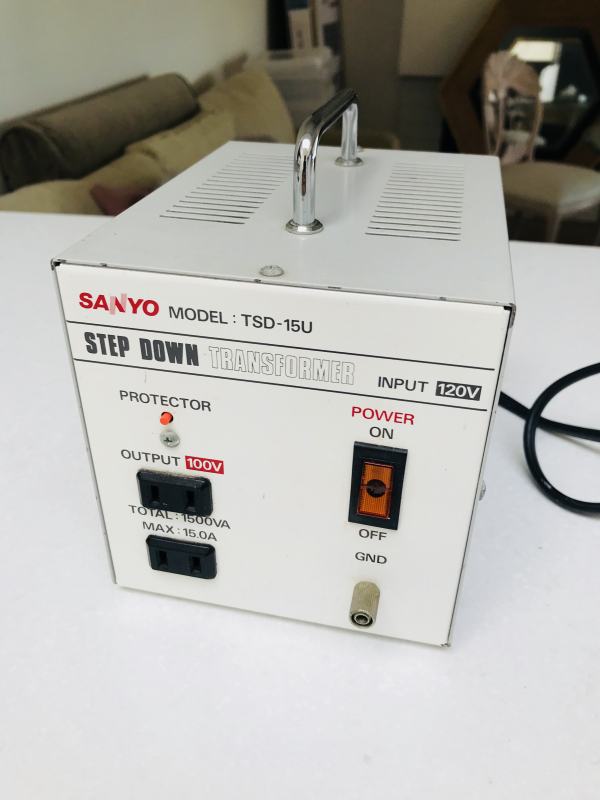 サンヨー SANYO 変圧器 120v→100v ステップダウン 1500VA