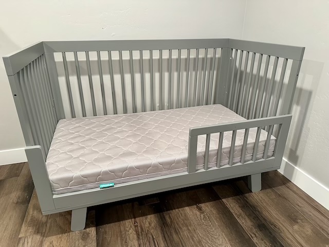 マットレスは含まれません。