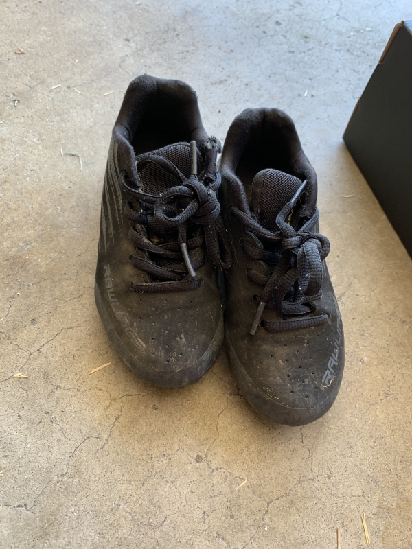 t ball shoes