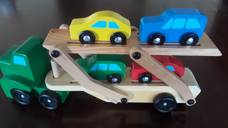 melissa and doug carrier