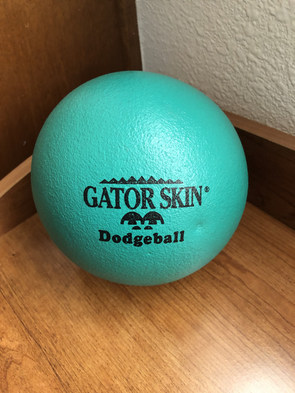 サンディエゴタウン クラシファイド 未使用ドッジボール用ボール 突き指にならないフォーム製