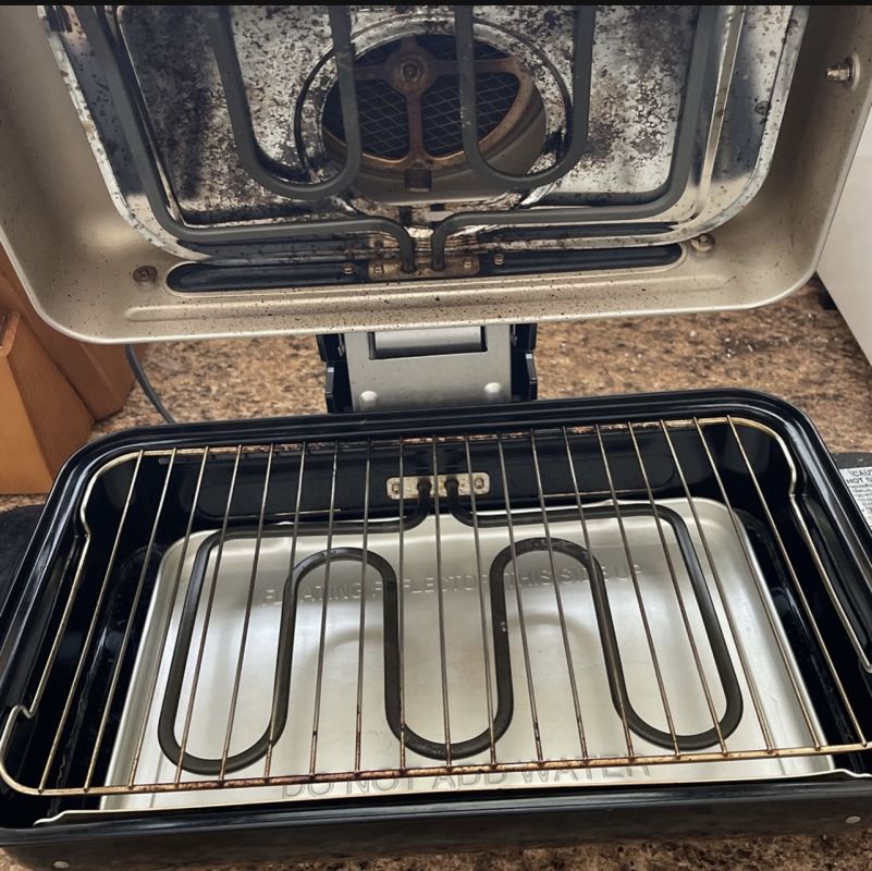 サンディエゴタウン クラシファイド[ZOJIRUSHI Fish Grill]