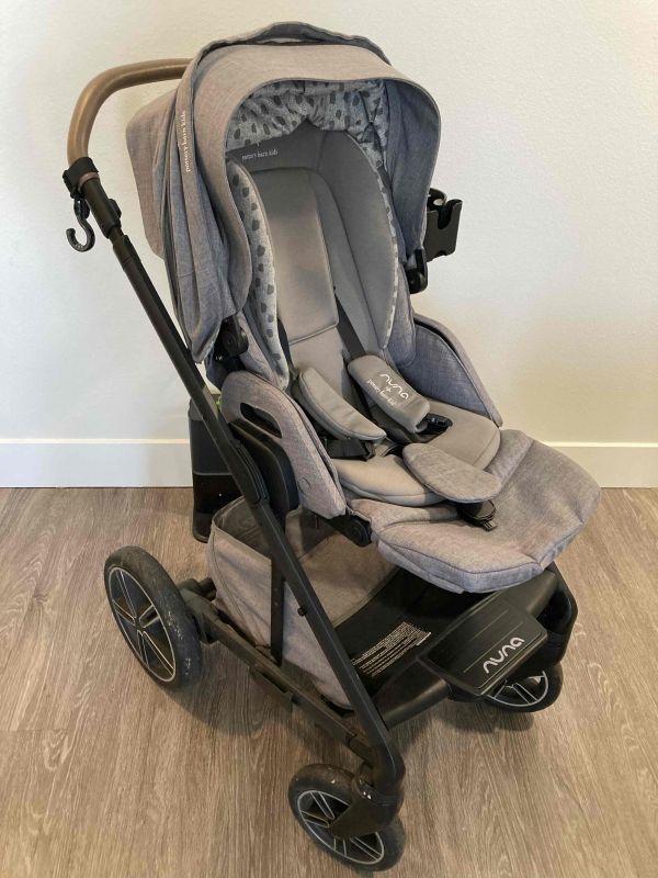 ①ベビーカー本体＋②座席