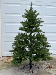 枝の開きが甘かったですね。お好みで形を整えてください。