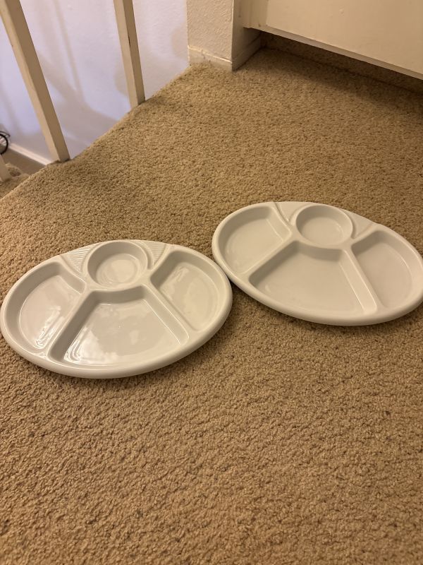 TVを観ながら､場所をとらずにコンパクトで良いです。直径35cm