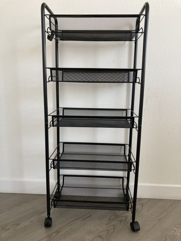 高さ106cm. 横45cm 奥行き26cm