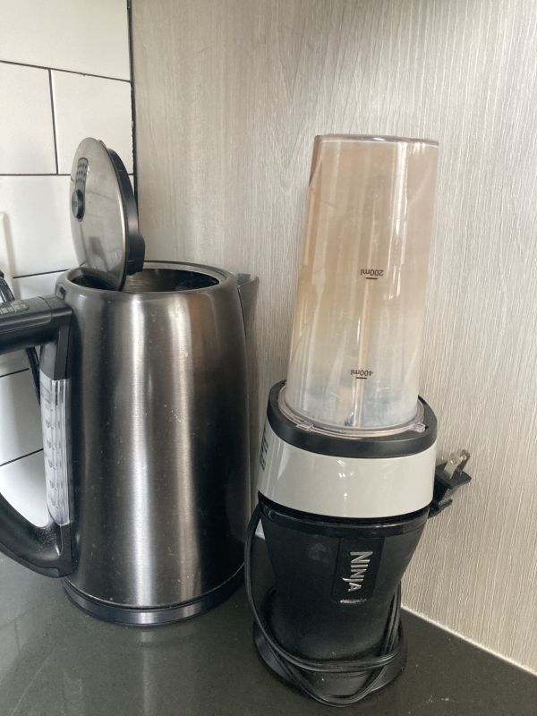 使用感ありますが機能に問題ありません