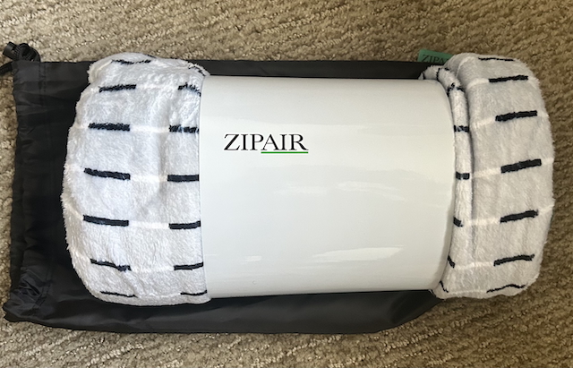 ZIPAIR機内アメニティのブランケット
